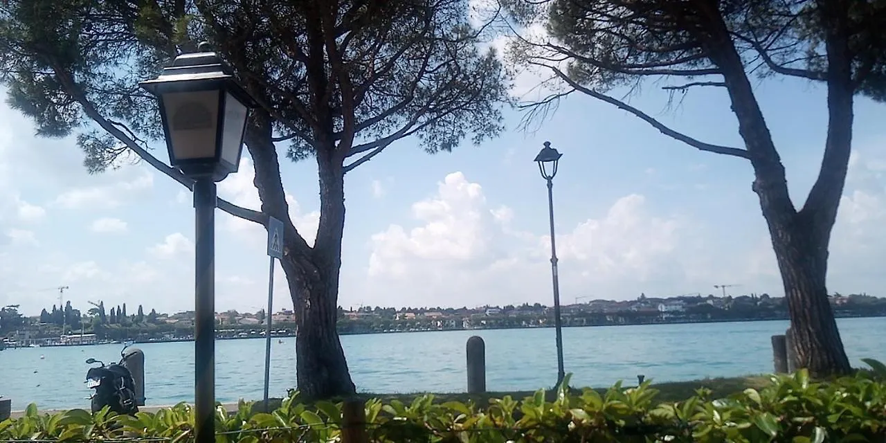 Casa Camilla Apartment Peschiera del Garda Italy