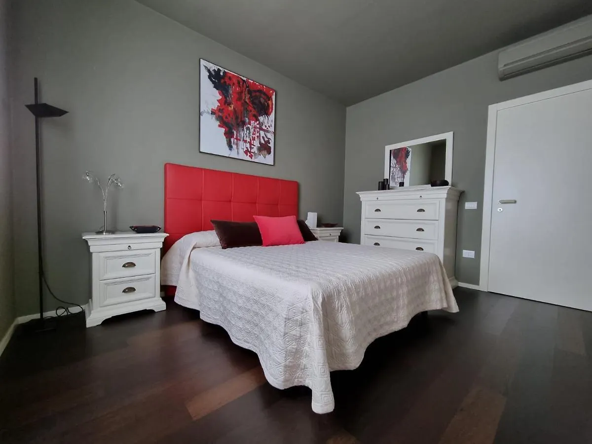 Casa Camilla Apartment Peschiera del Garda 0*,  Italy